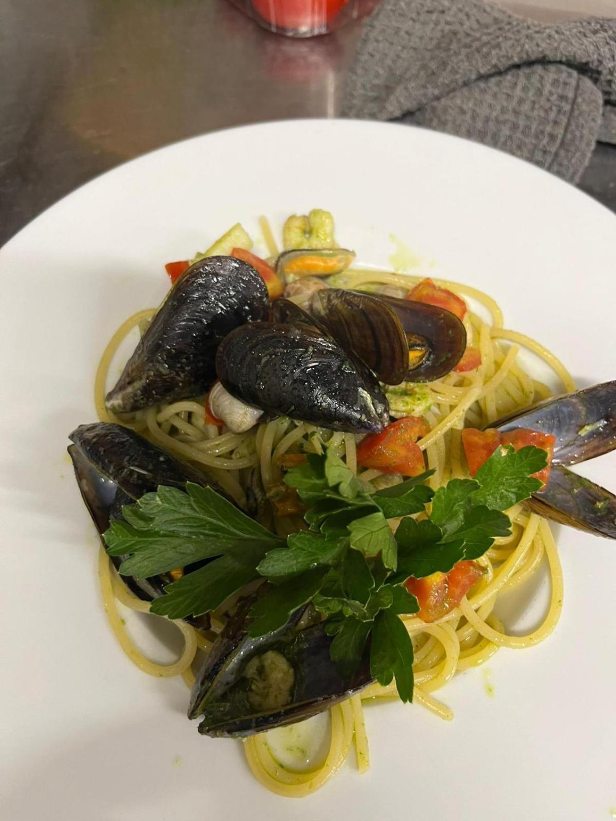Albergo Ristorante Plaza Tornolo Екстериор снимка